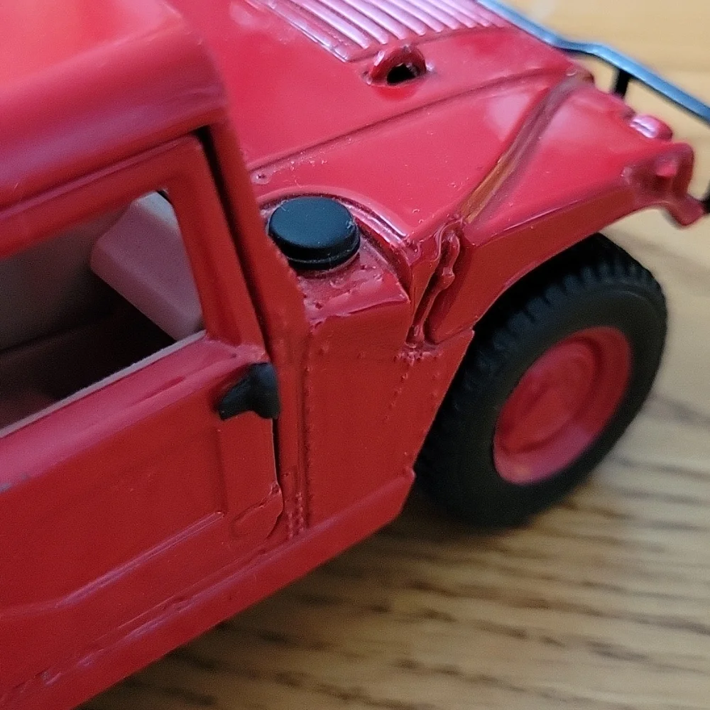 Hummer Model - Picture 8 of 11